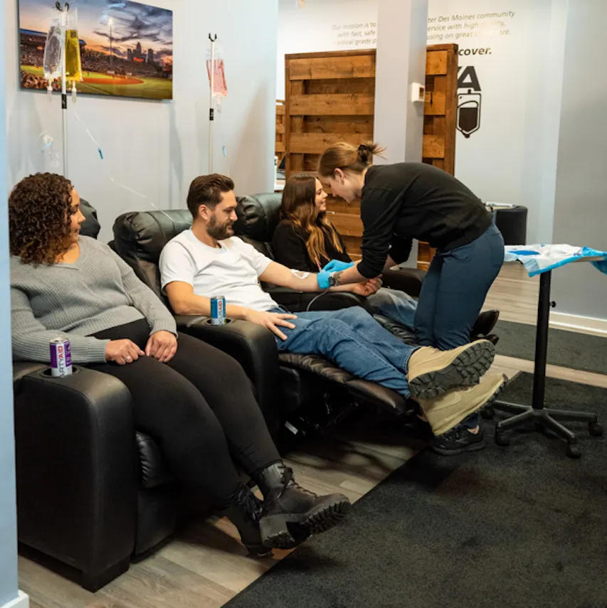 Iowa IV client receiving IV therapy